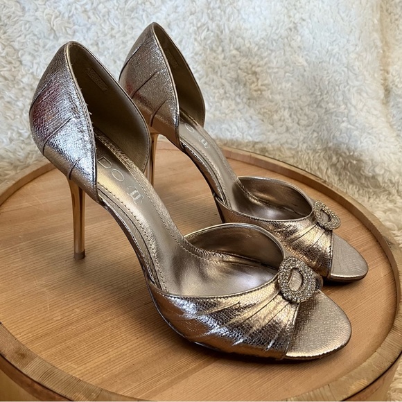 EUC Aldo Metallic Gold Rhinestone Stiletto Peep Toe Heels Size 8.5 US/ 39 EU - Picture 1 of 10